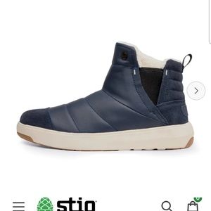 Stio Colter Navy Winter Boots